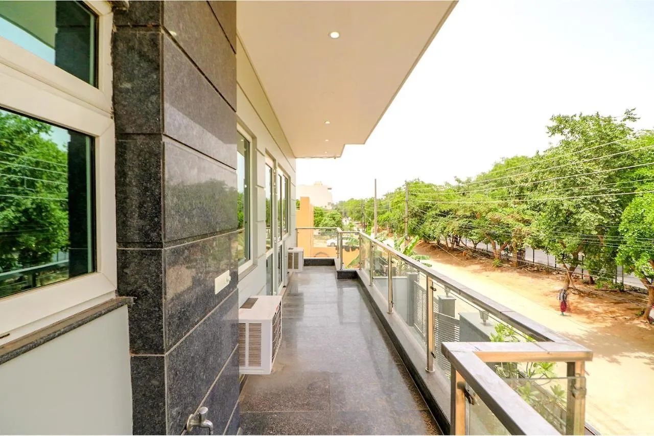 The Aroma Residency-Sector 47Corporate Family Friendly Gurugram City View Gurgaon 4*,