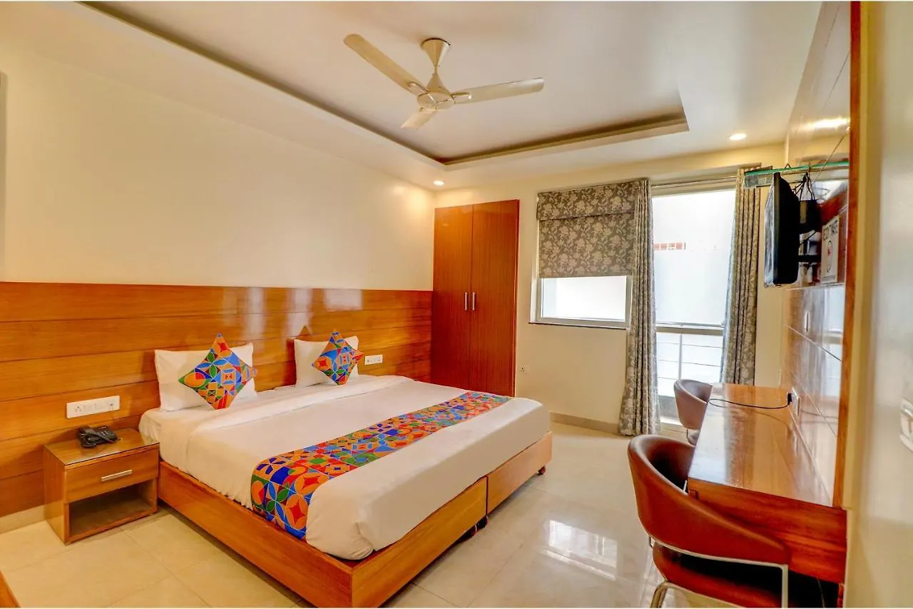 The Aroma Residency-Sector 47Corporate Family Friendly Gurugram City View Gurgaon