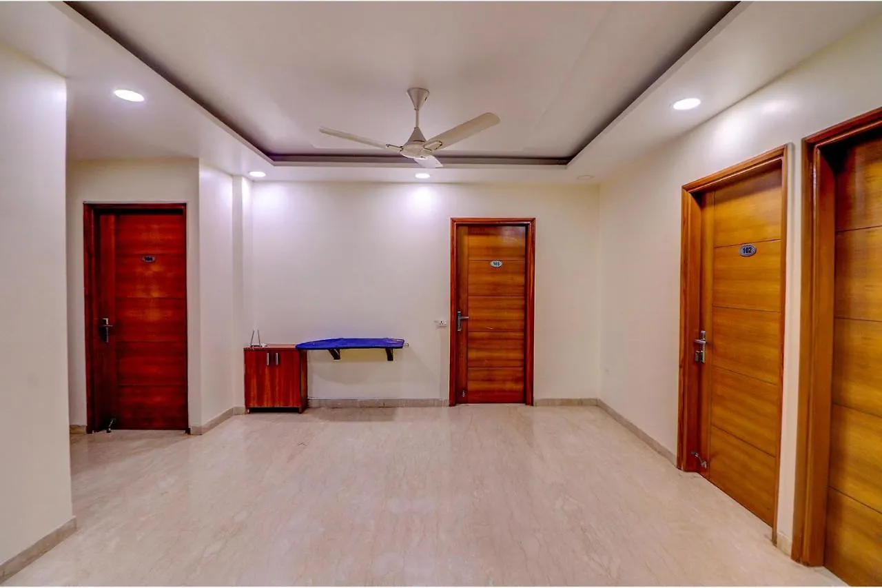 The Aroma Residency-Sector 47Corporate Family Friendly Gurugram City View Gurgáon Hotel